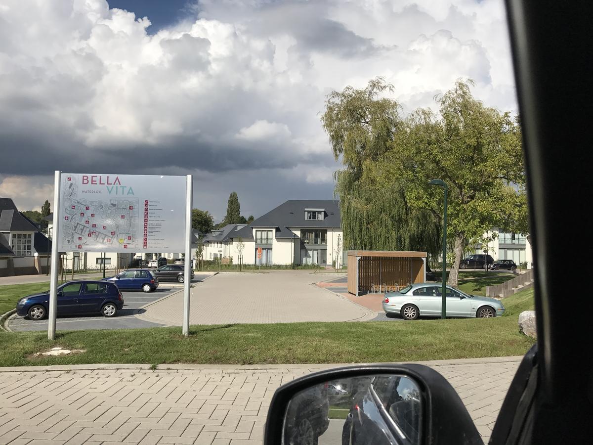 Bella Vita Inn Waterloo Bagian luar foto