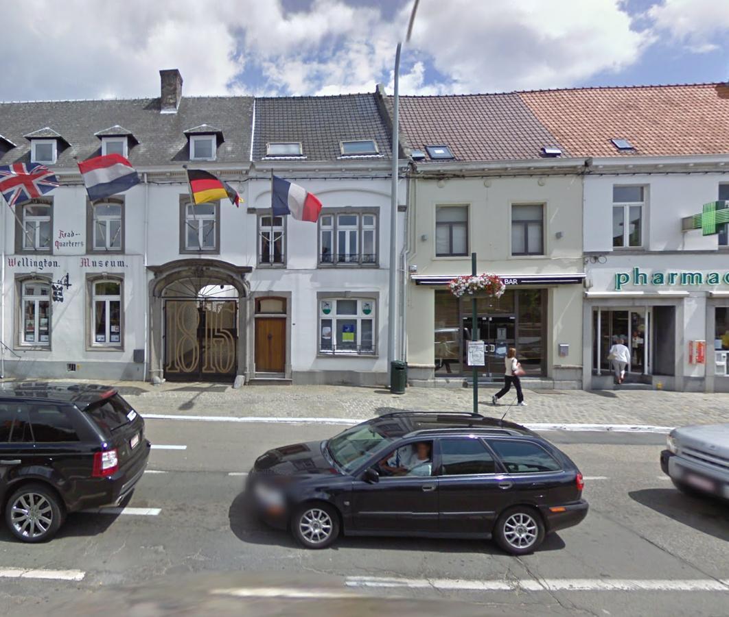 Bella Vita Inn Waterloo Bagian luar foto